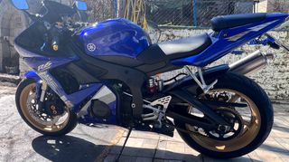 Yamaha YZF-R6 2005 R6-thumb-16