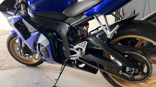 Yamaha YZF-R6 2005 R6-thumb-23