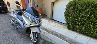 Piaggio X 10 2012-thumb-3