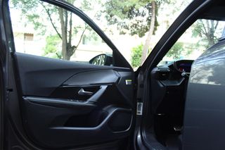 Peugeot 2008 2020 GT LINE BLUE HDI 130 HP AUTOMATIC EAT8 DIG DASHBOARD 360 CAM-thumb-36
