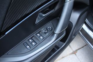 Peugeot 2008 2020 GT LINE BLUE HDI 130 HP AUTOMATIC EAT8 DIG DASHBOARD 360 CAM-thumb-38
