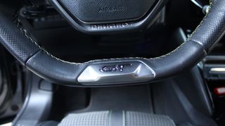Peugeot 2008 2020 GT LINE BLUE HDI 130 HP AUTOMATIC EAT8 DIG DASHBOARD 360 CAM-thumb-48