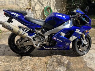 Yamaha YZF-R1 1999-thumb-3