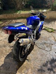 Yamaha YZF-R1 1999-thumb-4