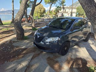 Lancia Ypsilon 2015