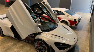 McLaren 720S 2020-thumb-1