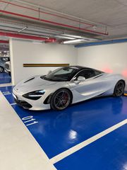 McLaren 720S 2020-thumb-6