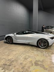 McLaren 720S 2020-thumb-5
