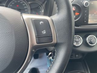 Toyota Yaris 2015 FULL EXTRA-thumb-41