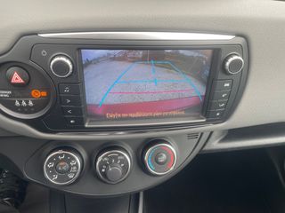 Toyota Yaris 2015 FULL EXTRA-thumb-43