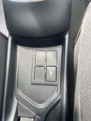 Toyota Yaris 2015 FULL EXTRA-thumb-44