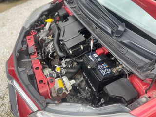Toyota Yaris 2015 FULL EXTRA-thumb-23