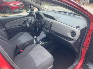Toyota Yaris 2015 FULL EXTRA-thumb-33