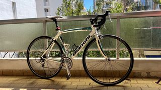 Δρόμου - Κούρσας Bianchi 2010 Via Nirone 7 Alu-Carbon