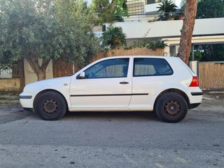 Volkswagen Golf 2001 1.6