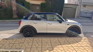 Mini Cooper 2019-thumb-3
