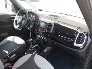 Fiat 500L 2012-thumb-9
