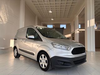 Ford Transit Courier 2016-thumb-1