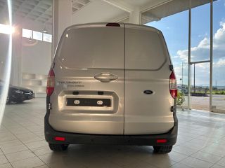 Ford Transit Courier 2016-thumb-4