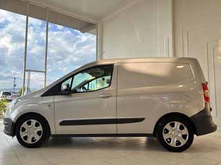 Ford Transit Courier 2016-thumb-6