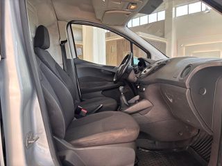 Ford Transit Courier 2016-thumb-22