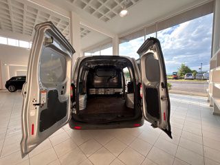 Ford Transit Courier 2016-thumb-28