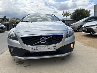 Volvo V40 Cross Country 2014-thumb-1