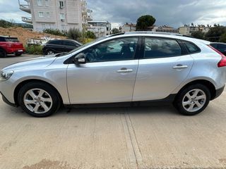 Volvo V40 Cross Country 2014-thumb-3