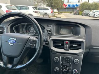 Volvo V40 Cross Country 2014-thumb-9