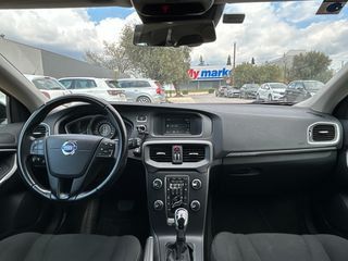 Volvo V40 Cross Country 2014-thumb-12