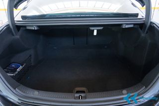 Mercedes-Benz E 200 2019-thumb-25