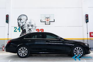 Mercedes-Benz E 200 2019-thumb-3