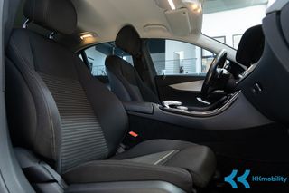 Mercedes-Benz E 200 2019-thumb-21
