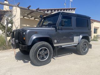 Land Rover Defender 2001 TD5 Tomb Raider Edition No85/250