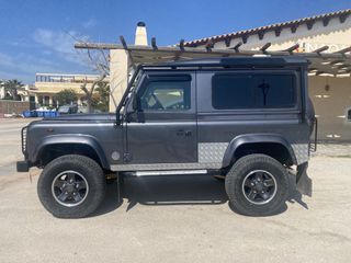 Land Rover Defender 2001 TD5 Tomb Raider Edition No85/250-thumb-1