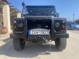 Land Rover Defender 2001 TD5 Tomb Raider Edition No85/250-thumb-2