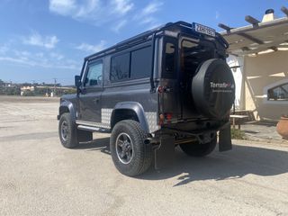 Land Rover Defender 2001 TD5 Tomb Raider Edition No85/250-thumb-5