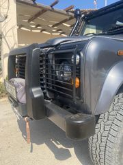 Land Rover Defender 2001 TD5 Tomb Raider Edition No85/250-thumb-7