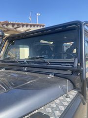 Land Rover Defender 2001 TD5 Tomb Raider Edition No85/250-thumb-8