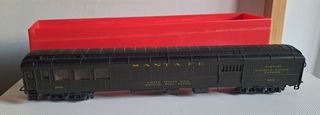 Vintage Rivarossi HO scale 2716 Santa Fe mail & passenger coach in original box