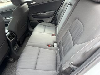 Kia Sportage 2017 DIESEL-thumb-13
