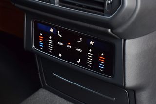 Lamborghini Urus 2019 KEΡΑΜΙΚΑ ΦΡΕΝΑ ΑKRAPOVIC B&O PAN/AMA HEAD/UP ΨΥΧ/NA ΘΕΡΜ/NA-thumb-59