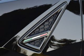 Lamborghini Urus 2019 KEΡΑΜΙΚΑ ΦΡΕΝΑ ΑKRAPOVIC B&O PAN/AMA HEAD/UP ΨΥΧ/NA ΘΕΡΜ/NA-thumb-63