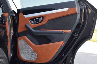 Lamborghini Urus 2019 KEΡΑΜΙΚΑ ΦΡΕΝΑ ΑKRAPOVIC B&O PAN/AMA HEAD/UP ΨΥΧ/NA ΘΕΡΜ/NA-thumb-54