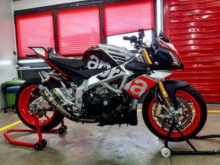 Aprilia Tuono 2016 V4 1100 FACTORY