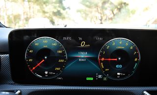 Mercedes-Benz A 250 2022 e-PLUG IN HYBRID-PROGRESSIVE-8 G DCT-thumb-35