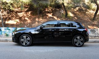 Mercedes-Benz A 250 2022 e-PLUG IN HYBRID-PROGRESSIVE-8 G DCT-thumb-5
