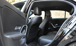 Mercedes-Benz A 250 2022 e-PLUG IN HYBRID-PROGRESSIVE-8 G DCT-thumb-14