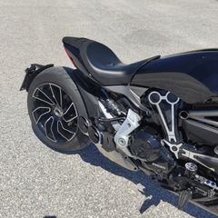 Ducati X DIAVEL 2016-thumb-8