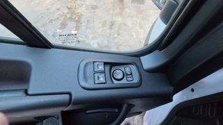 Renault Master 2022 chassis cab+Box-thumb-46
